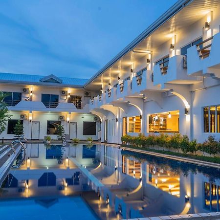 Espacio Resort Bohol Panglao Exterior foto
